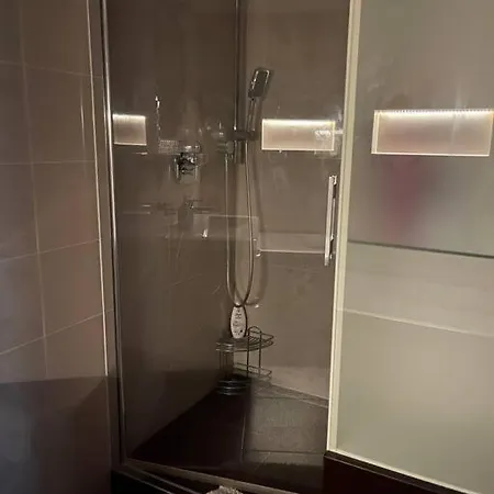 Priestranný 3 Izb. V Centre S Parkovaním. *