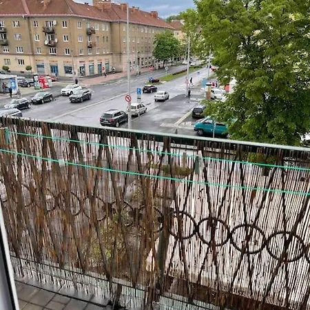 Priestranny 3 Izb. V Centre S Parkovanim. Apartment
